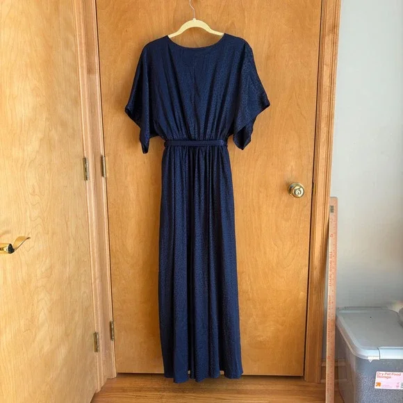 Baltic Born Maxi Dress Womens Medium Navy Blue Leopard Jacquard Wrap V-Neck New - Picture 6 of 8